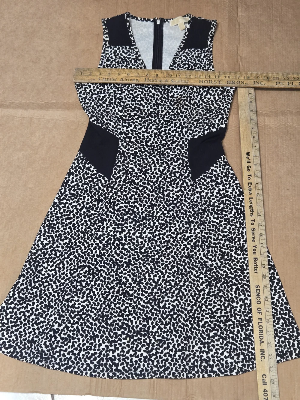 Michael Kors sleeveless neck